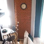 - Piotrkowska 37 *