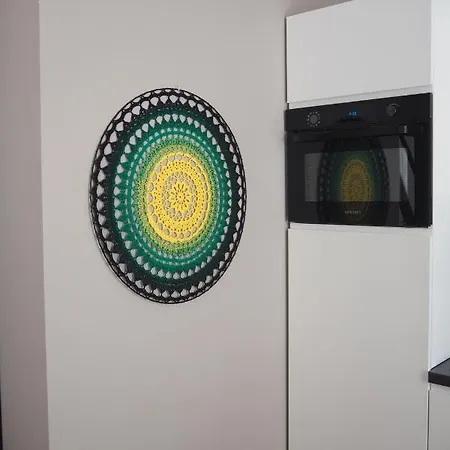 - Piotrkowska 37 Łódź