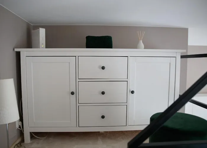 - Piotrkowska 37 Apartman *